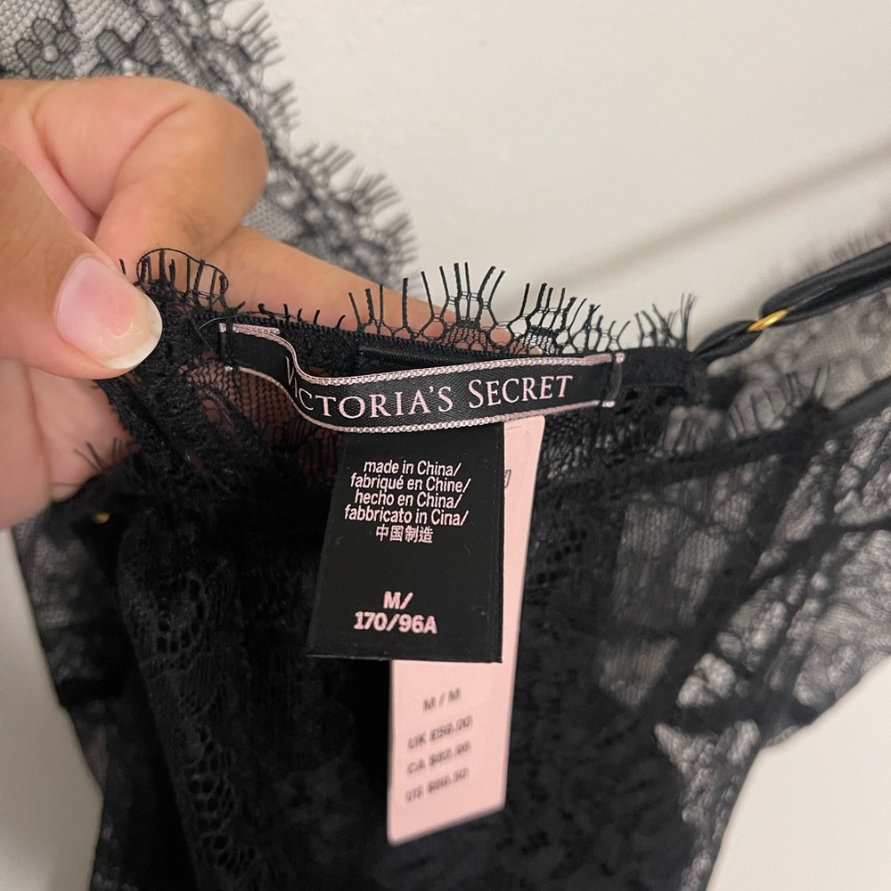 Victoria's Secret Black Lace Chemise - Picture 7 of 8